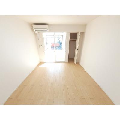 グランドソレーユ菅田 102【管理NO：1-023968501-01020】 ★家具家電は申し込み後に搬入します★ ★2026年10月中旬入居可能★の物件画像