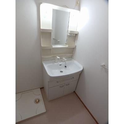 エクセランクール 102【管理NO：1-013076101-01020】 ★家具家電は申し込み後に搬入します★ ★2026年10月中旬入居可能★の物件画像