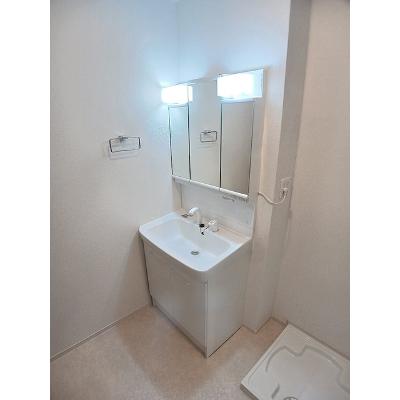 イースト　フィールドⅠ 203【管理NO：1-026053601-02030】 ★家具家電は申し込み後に搬入します★の物件画像