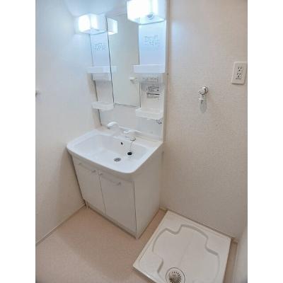 シカタ　ロジュマン 106【管理NO：1-020332301-01050】 ★家具家電は申し込み後に搬入します★ ★2026年10月中旬入居可能★の物件画像