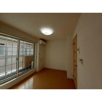 フロント　フィールド 201【管理NO：1-018296601-02010】 ★家具家電は申し込み後に搬入します★ ★2026年10月中旬入居可能★の物件画像