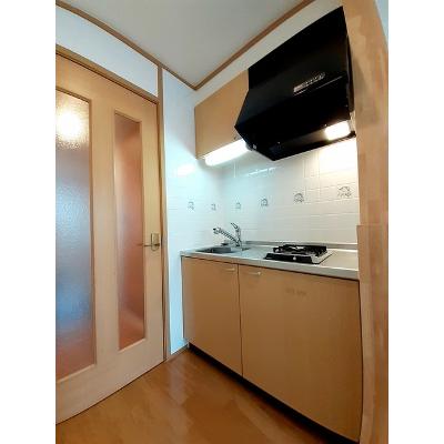 シュープリーム 202【管理NO：1-012225901-02020】 ★家具家電は申し込み後に搬入します★ ★2026年10月中旬入居可能★の物件画像