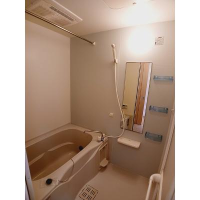 ヴィスタマーレ 101【管理NO：1-016574001-01010】 ★家具家電は申し込み後に搬入します★の物件画像