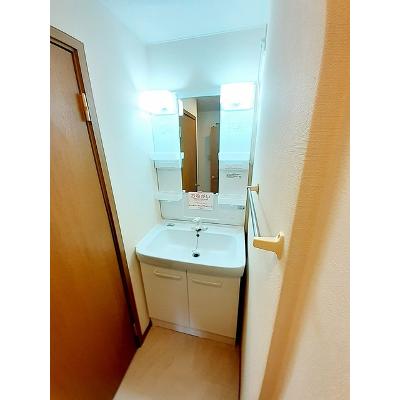 ラルゴ・アロッジオ 201【管理NO：1-011608701-02010】 ★家具家電は申し込み後に搬入します★ ★2026年10月上旬入居可能★の物件画像
