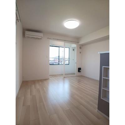 ＲＯＳＡ　Ⅱ 201【管理NO：1-028129002-02010】 ★家具家電は申し込み後に搬入します★ ★2026年10月中旬入居可能★の物件画像