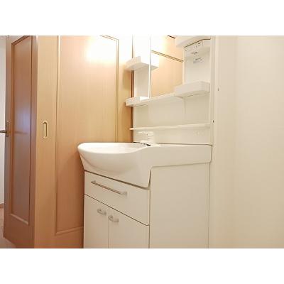 プラシードⅡ 202【管理NO：1-014567202-02020】 ★家具家電は申し込み後に搬入します★の物件画像