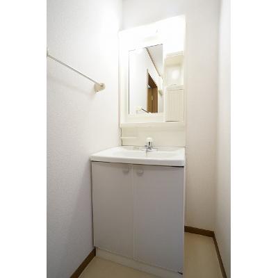 アルモニィⅠ 201【管理NO：1-010616401-02010】 ★家具家電は申し込み後に搬入します★ ★2026年10月上旬入居可能★の物件画像