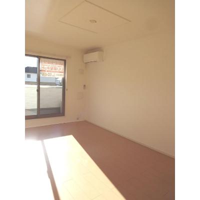 パルフェ 203【管理NO：1-018631701-02030】 ★家具家電は申し込み後に搬入します★ ★2026年10月中旬入居可能★の物件画像