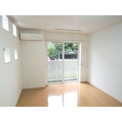 パラッツオ 101【管理NO：1-016161501-01010】 ★家具家電は申し込み後に搬入します★ ★2026年11月上旬入居可能★の物件画像