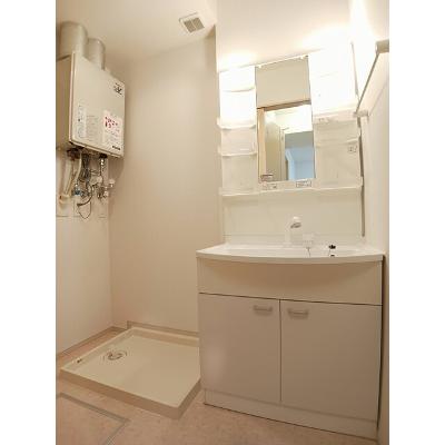 ロシェ　グラース 101【管理NO：1-017748001-01010】 ★家具家電は申し込み後に搬入します★ ★2026年10月中旬入居可能★の物件画像