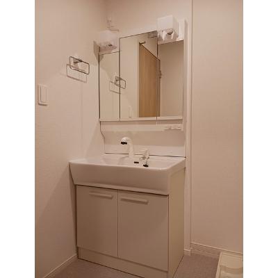ブリーズコート 102【管理NO：1-027798001-01020】 ★家具家電は申し込み後に搬入します★ ★2026年11月中旬入居可能★の物件画像