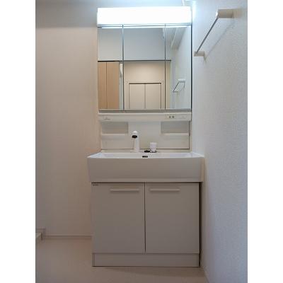 シェノン 203【管理NO：1-024307001-02030】 ★家具家電は申し込み後に搬入します★ ★2026年10月中旬入居可能★の物件画像
