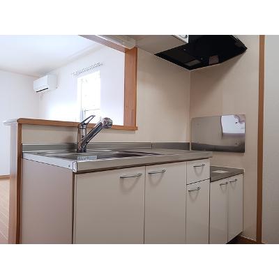 ベルフローラⅡ 102【管理NO：1-014092702-01020】 ★家具家電は申し込み後に搬入します★の物件画像