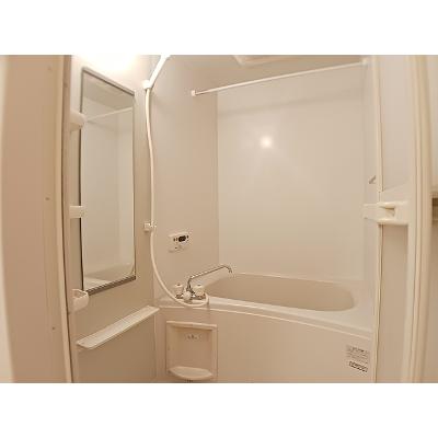 ベルフローラⅡ 102【管理NO：1-014092702-01020】 ★家具家電は申し込み後に搬入します★の物件画像