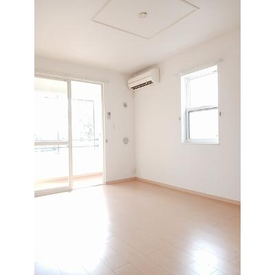 メリットハウス・河東 101【管理NO：1-016698301-01010】 ★家具家電は申し込み後に搬入します★ ★2026年10月中旬入居可能★の物件画像