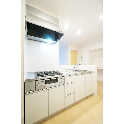 ソレイユヒルズＢ 101【管理NO：1-023170502-01010】 ★家具家電は申し込み後に搬入します★ ★2026年10月中旬入居可能★の物件画像