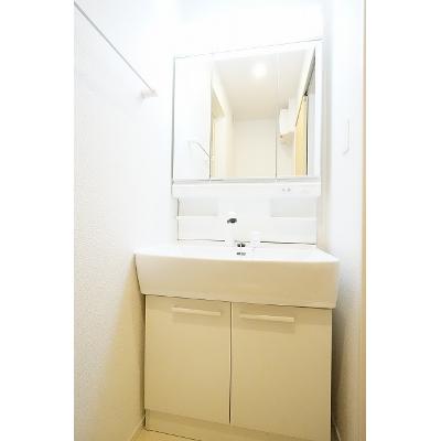 ソレイユヒルズＢ 101【管理NO：1-023170502-01010】 ★家具家電は申し込み後に搬入します★ ★2026年10月中旬入居可能★の物件画像
