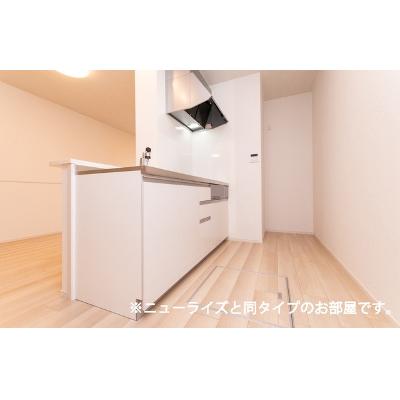 クレッセント 104【管理NO：1-028554301-01040】 ★家具家電は申し込み後に搬入します★ ★2027年03月上旬入居可能★の物件画像