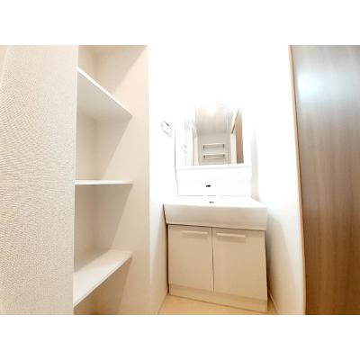 キャトル　セゾン 106【管理NO：1-027375601-01060】 ★家具家電は申し込み後に搬入します★の物件画像