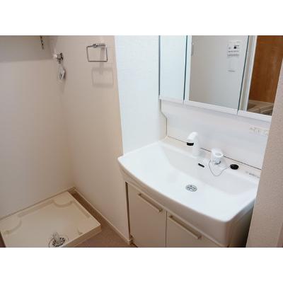クリザンテム　ピエール 201【管理NO：1-027034201-02010】 ★家具家電は申し込み後に搬入します★の物件画像