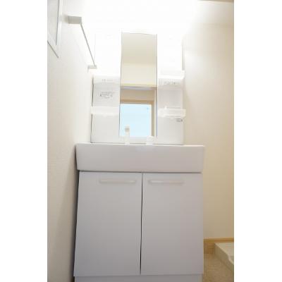 プリムロ－ズⅡ 205【管理NO：1-016185801-02050】 ★家具家電は申し込み後に搬入します★ ★2026年10月中旬入居可能★の物件画像