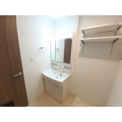 アミティエ 103【管理NO：1-026884001-01030】 ★家具家電は申し込み後に搬入します★の物件画像