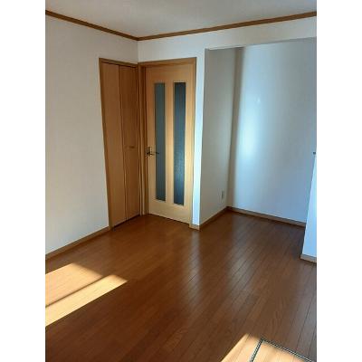トゥー・ル・モンド 101【管理NO：1-011791501-01010】 ★家具家電は申し込み後に搬入します★の物件画像