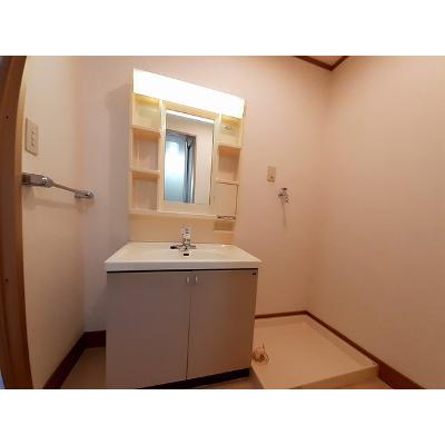 エスペランサ井上 201【管理NO：1-007388001-02010】 ★家具家電は申し込み後に搬入します★の物件画像