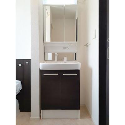 アランチャ 201【管理NO：1-021824901-02010】 ★家具家電は申し込み後に搬入します★の物件画像