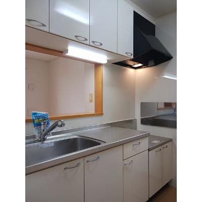サンライト 101【管理NO：1-014644901-01010】 ★家具家電は申し込み後に搬入します★ ★2026年10月下旬入居可能★の物件画像