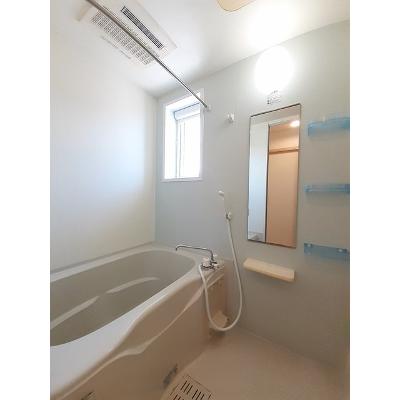 ベリンガム 201【管理NO：1-015714401-02010】 ★家具家電は申し込み後に搬入します★ ★2026年10月中旬入居可能★の物件画像