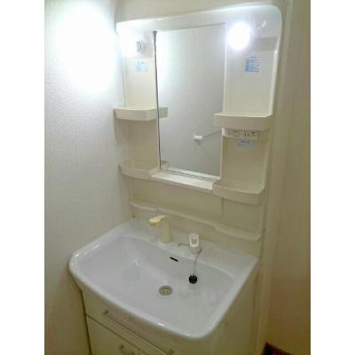 パーク・イーストⅠ 103【管理NO：1-014241101-01030】 ★家具家電は申し込み後に搬入します★の物件画像