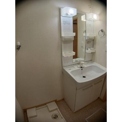 イリス　Ａ 202【管理NO：1-016453901-02020】 ★家具家電は申し込み後に搬入します★ ★2026年10月中旬入居可能★の物件画像