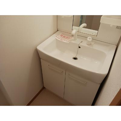 ミルキーⅢ 101【管理NO：1-015172402-01010】 ★家具家電は申し込み後に搬入します★の物件画像