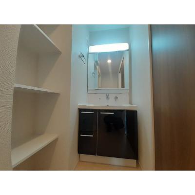 スペチアーレ　トレ 203【管理NO：1-027166301-02030】 ★家具家電は申し込み後に搬入します★の物件画像