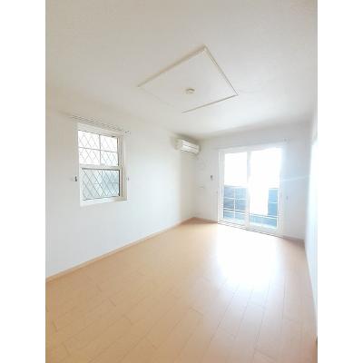 バ－ミイ　メロウ 102【管理NO：1-016039601-01020】 ★家具家電は申し込み後に搬入します★ ★2026年10月中旬入居可能★の物件画像