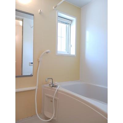 イーストカーサＢ 202【管理NO：1-014891102-02020】 ★家具家電は申し込み後に搬入します★の物件画像