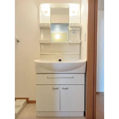 イーストカーサＢ 202【管理NO：1-014891102-02020】 ★家具家電は申し込み後に搬入します★の物件画像