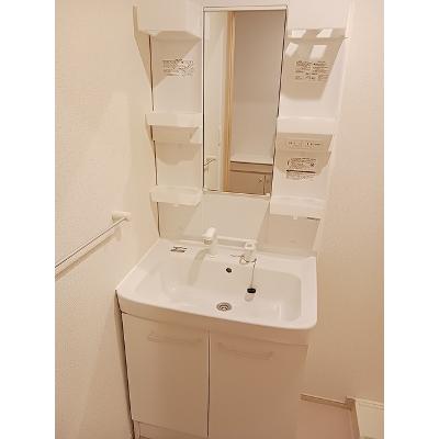 グランツヒル 102【管理NO：1-020972501-01020】 ★家具家電は申し込み後に搬入します★の物件画像