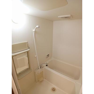 グランデ・ルミエール 105【管理NO：1-010641201-01040】 ★家具家電は申し込み後に搬入します★の物件画像