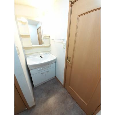 シャルマン　ジャン 101【管理NO：1-013835001-01010】 ★家具家電は申し込み後に搬入します★ ★2026年10月中旬入居可能★の物件画像