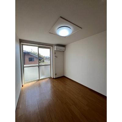 バウンティフルＦ 205【管理NO：1-010672201-02040】 ★家具家電は申し込み後に搬入します★ ★2026年10月中旬入居可能★の物件画像