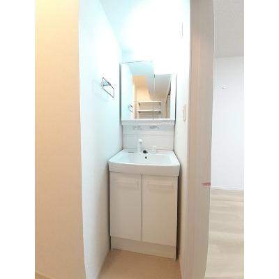 ラーゴム　Ａ 102【管理NO：1-027466001-01020】 ★家具家電は申し込み後に搬入します★ ★2026年10月中旬入居可能★の物件画像