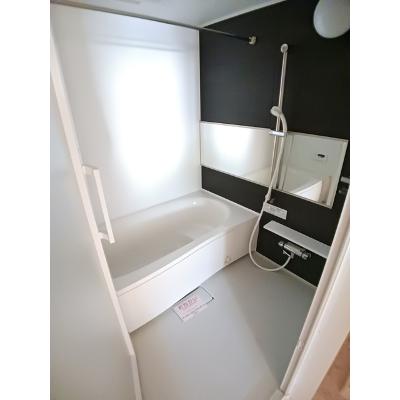 リヴァプール 201【管理NO：1-022738701-02010】 ★家具家電は申し込み後に搬入します★の物件画像