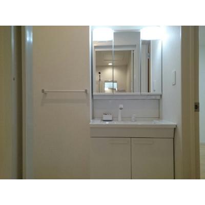 サニー　フィオーレ 104【管理NO：1-025139701-01040】 ★家具家電は申し込み後に搬入します★ ★2026年11月中旬入居可能★の物件画像