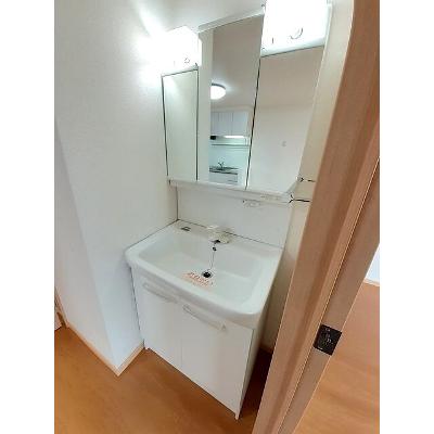 アクティブ三佐Ｂ 203【管理NO：1-004954801-02030】 ★家具家電は申し込み後に搬入します★ ★2026年10月中旬入居可能★の物件画像