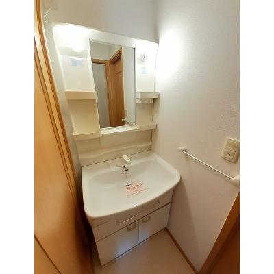 プリマベーラⅠ 102【管理NO：1-014346101-01020】 ★家具家電は申し込み後に搬入します★ ★2026年10月中旬入居可能★の物件画像