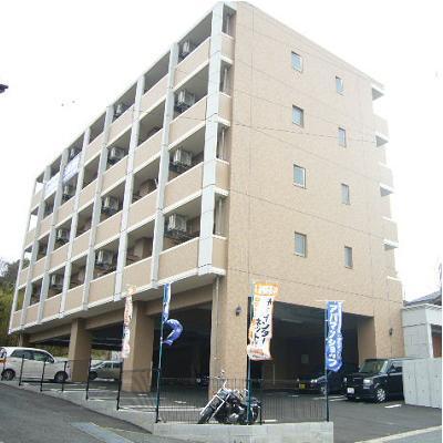 【ミッドヒル本城205号】★Wifi無料★オートロック★駐車場あり★寝具付き★の物件画像