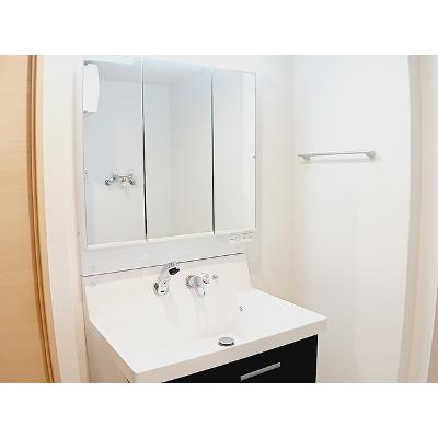 リーベン　２１９ 602【管理NO：1-020362301-06020】 ★家具家電は申し込み後に搬入します★の物件画像