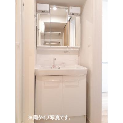 リズブラン　フィル 105【管理NO：1-028759201-01050】 ★家具家電は申し込み後に搬入します★ ★2027年02月上旬入居可能★の物件画像